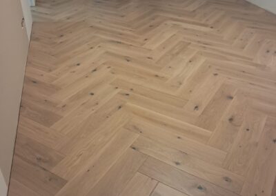 Jodełka klasyczna Cashmire Parkiet Hajnówka – realizacja Demoprojekt