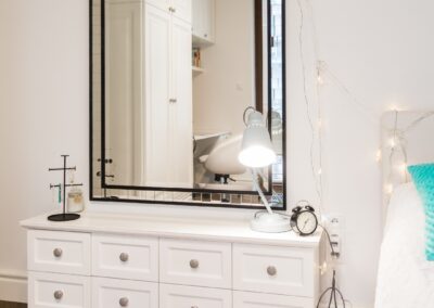 Rustykalna jodełka francuska