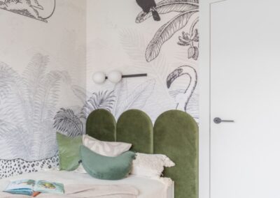 Drewniana podłoga w pokoju dziecka